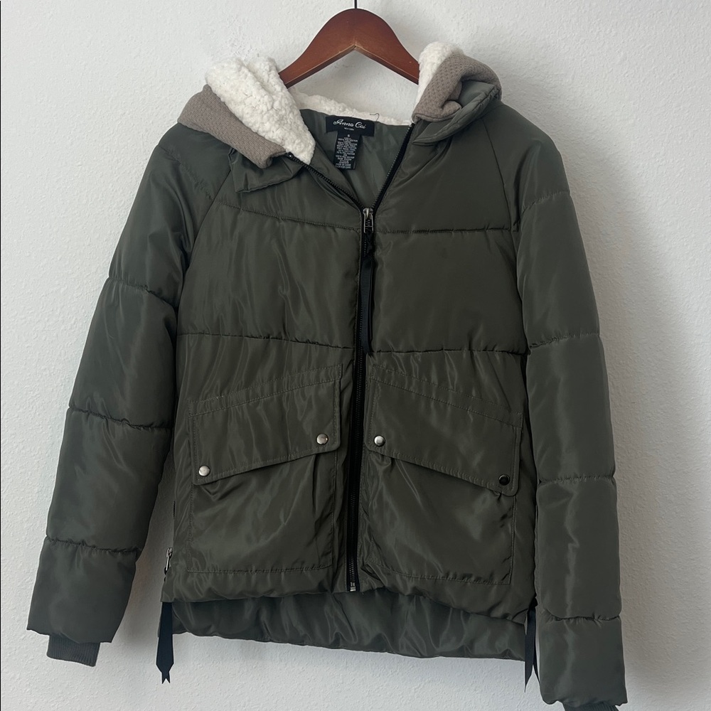 Boutique Green Hooded Puffer Coat